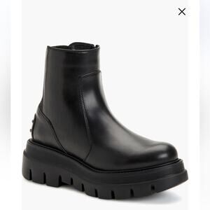 Aquatalia Skyler Black Leather Water-Resistant‎ Lug Sole Platform Boot Size 10